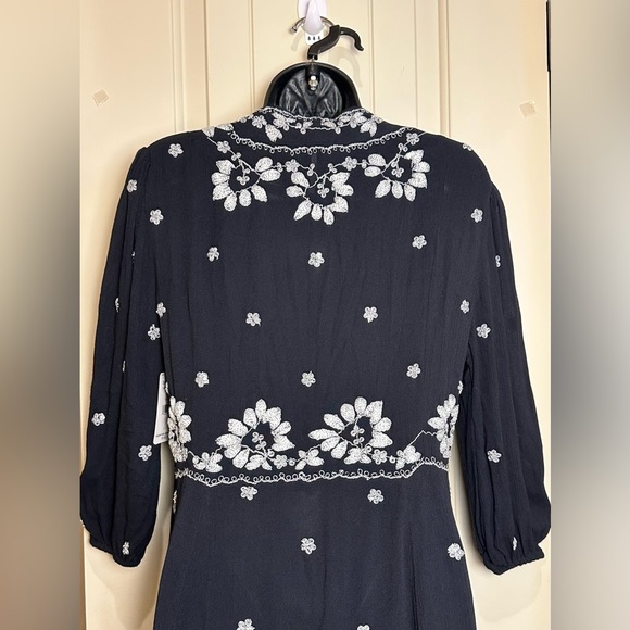 NWT Free People Embroidered Fable Midi Black And White Floral Boho Dress XS $168 - Picture 12 of 15